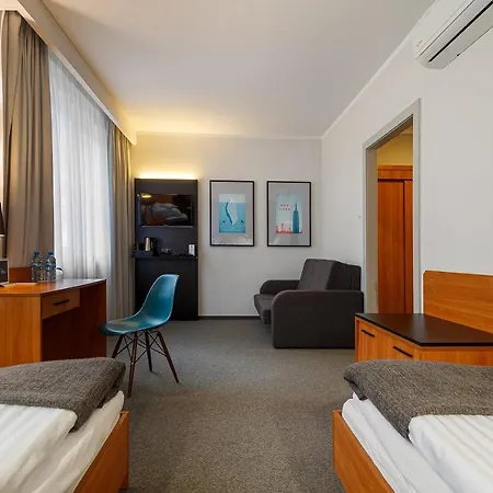 Edison Hotel